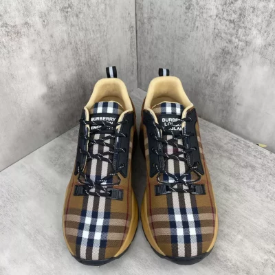 BURBERRY-PLATFORM-SNEAKERS-BBR062-8-1.webp