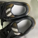 BURBERRY SNEAKERS – BBR032