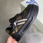 BURBERRY SNEAKERS – BBR032