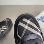 BURBERRY SNEAKERS – BBR034