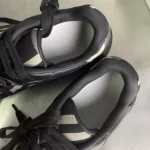 BURBERRY SNEAKERS – BBR034