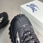 BURBERRY SNEAKERS – BBR049