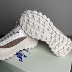 BURBERRY SNEAKERS – BBR050