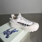 BURBERRY SNEAKERS – BBR051