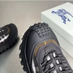 BURBERRY SNEAKERS – BBR052
