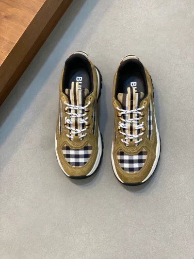 BURBERRY-SNEAKERS-BBR067-6-1.webp