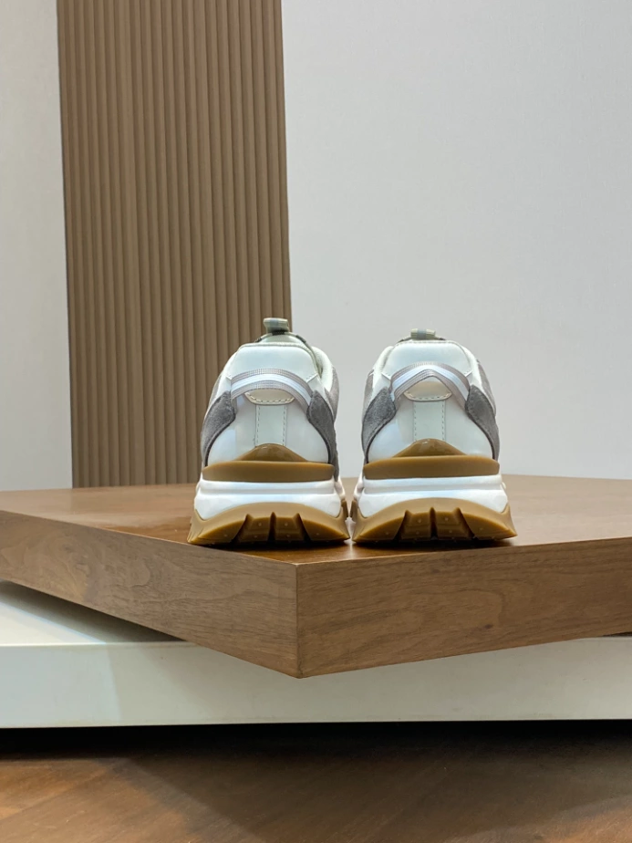 BURBERRY SNEAKERS – BBR068