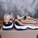 BURBERRY SNEAKERS – BBR105