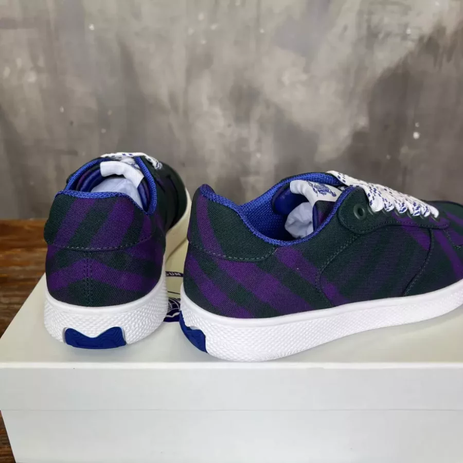 BURBERRY TERRACE SNEAKERS – BBR090