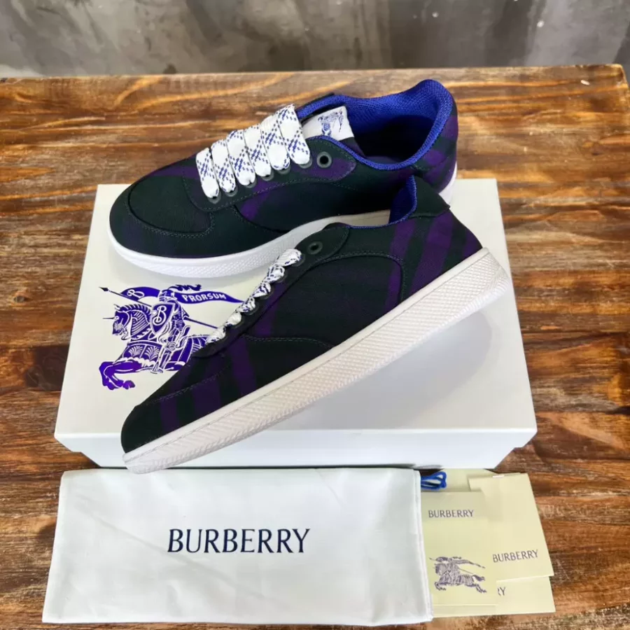 BURBERRY TERRACE SNEAKERS – BBR090