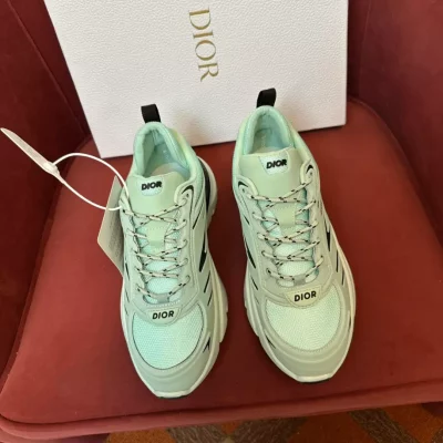 DIOR-AND-LEWIS-HAMILTON-B44-BLADE-SNEAKER-DO0217-8-1.webp