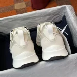 DIOR B25 RUNNER CASUAL SNEAKERS – DO0160