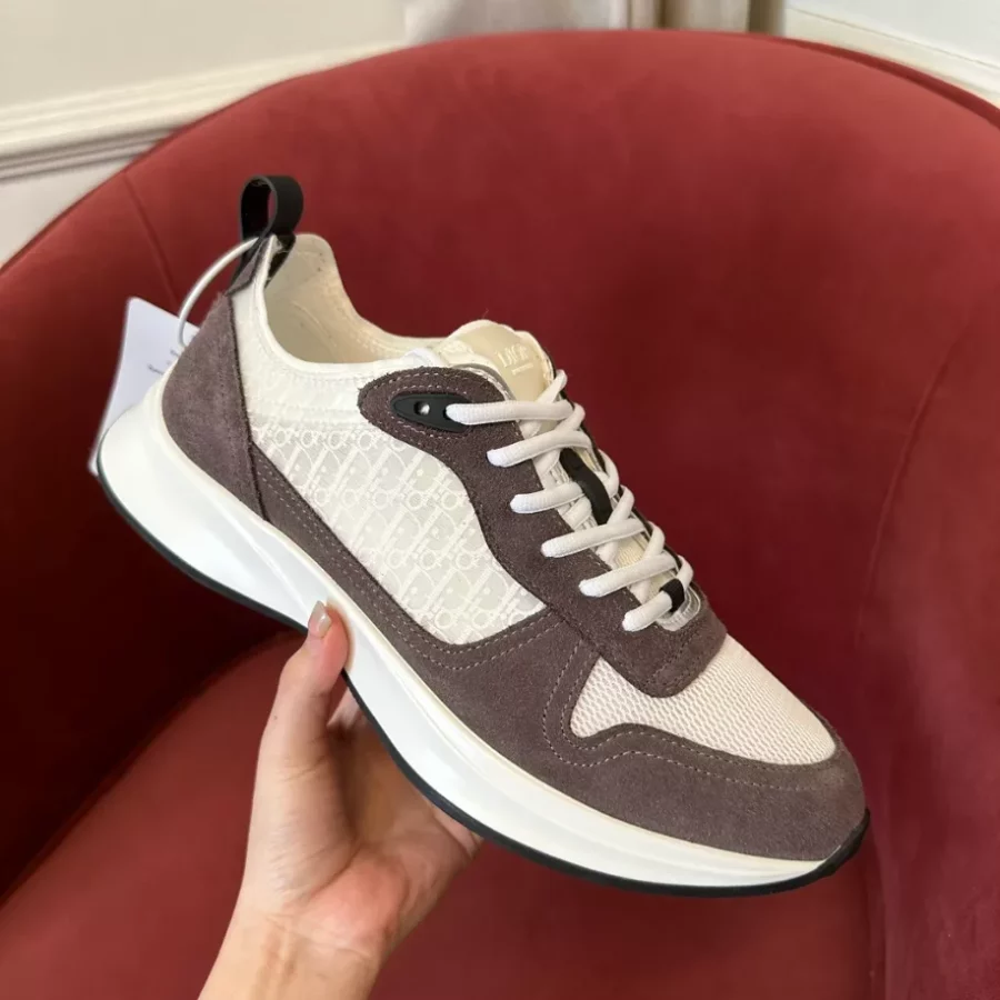DIOR B25 RUNNER CASUAL SNEAKERS – DO0162