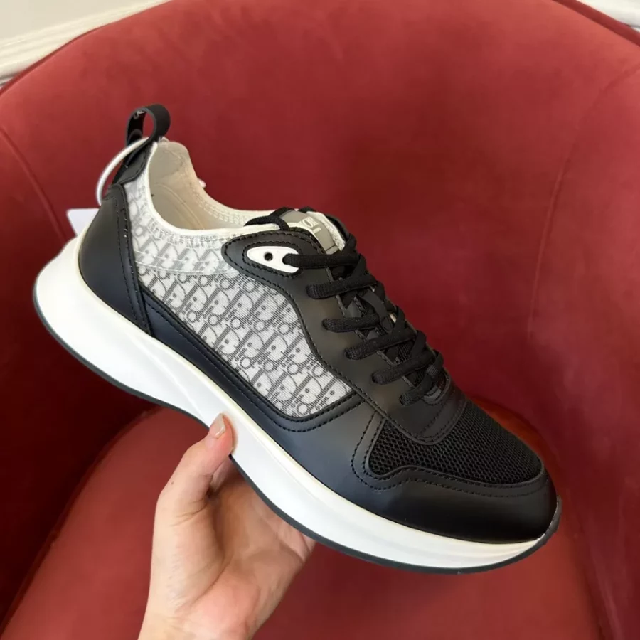 DIOR B25 RUNNER CASUAL SNEAKERS – DO0163