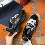 DIOR B25 RUNNER CASUAL SNEAKERS – DO0166