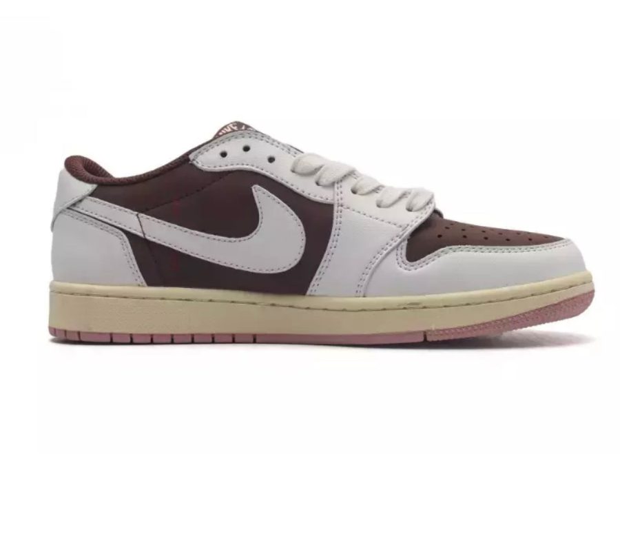 Travis Scott x Air Jordan 1 Low OG “Dark Pony/Pink Oxford“