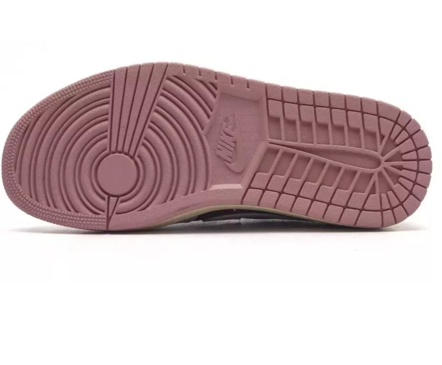 Travis Scott x Air Jordan 1 Low OG “Dark Pony/Pink Oxford“