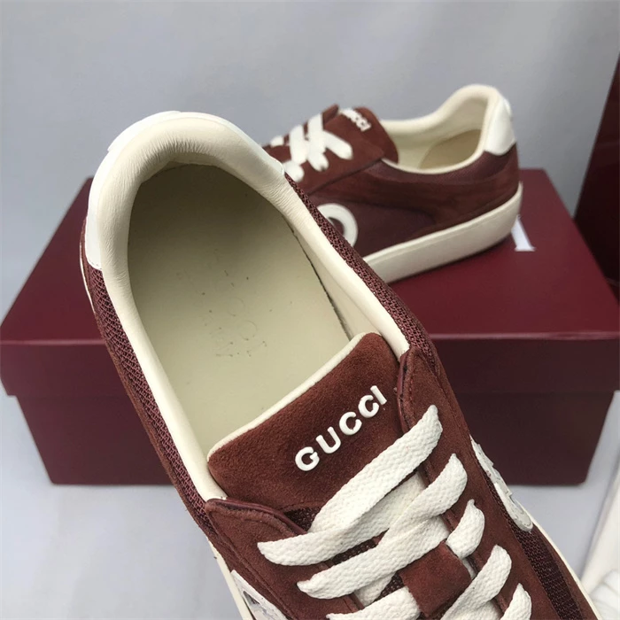 GUCCI INTERLOCKING G SNEAKERS – GCC301