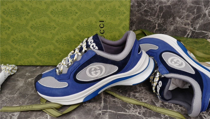 GUCCI RUN LACE-UP SNEAKERS – GCC290