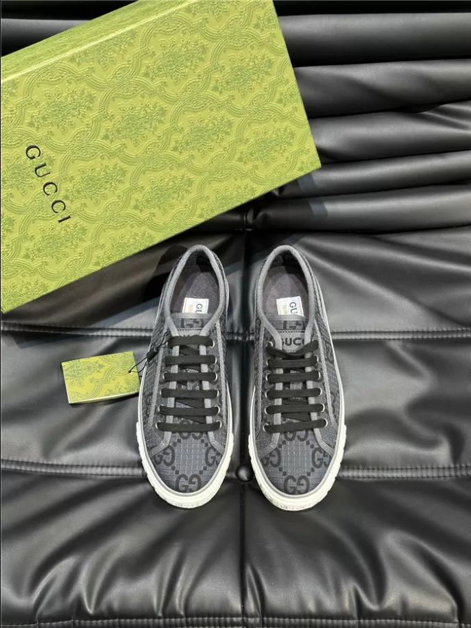 GUCCI TENNIS 1977 SNEAKER – GCC297