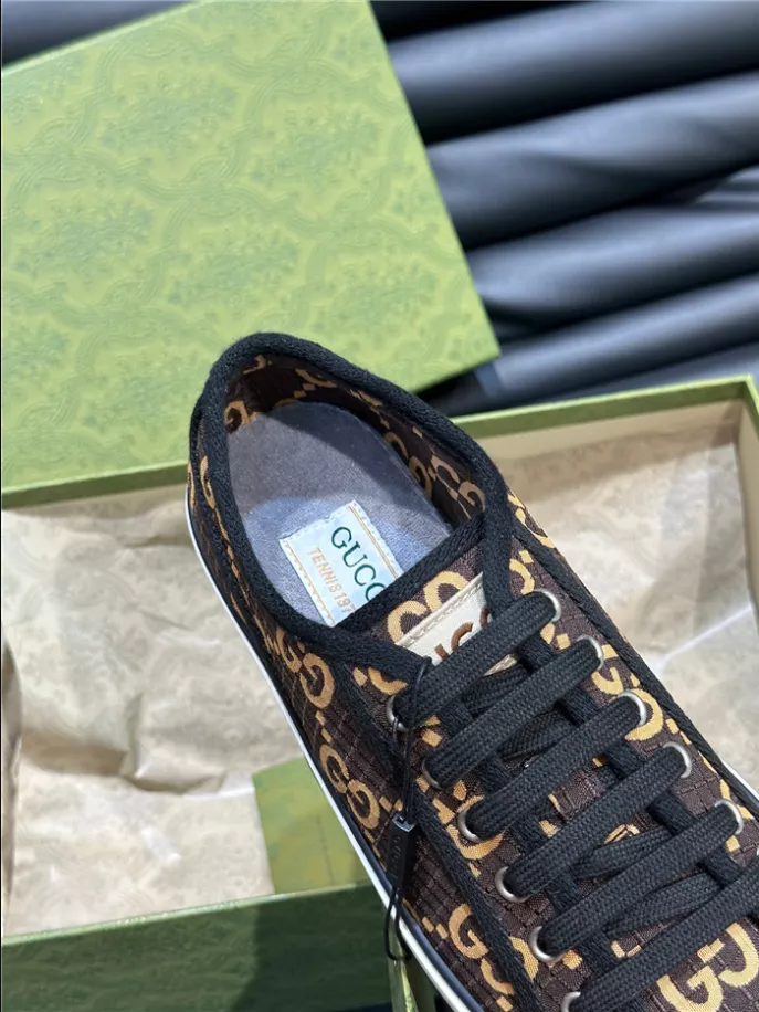 GUCCI TENNIS 1977 SNEAKER – GCC299