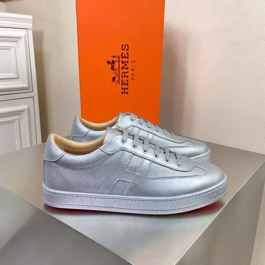 Hermes Boomerang Sneakers In Silver Epsom Leather – HM053