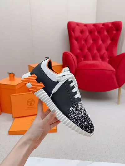 Hermes-Mens-Depart-Sneakers-in-Black-Gradient-Knit-HM030-3-1.webp