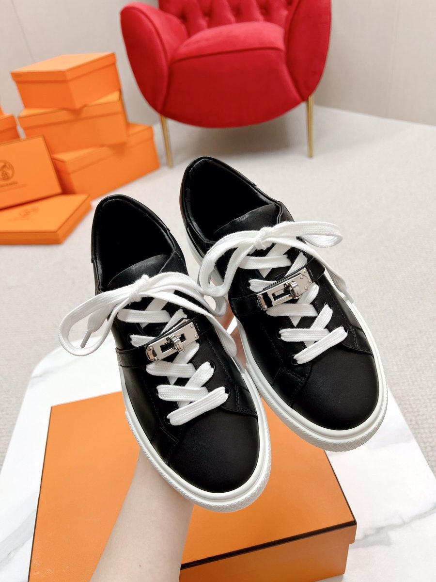Hermes Women’s Day Sneakers in Black Leather – HM066