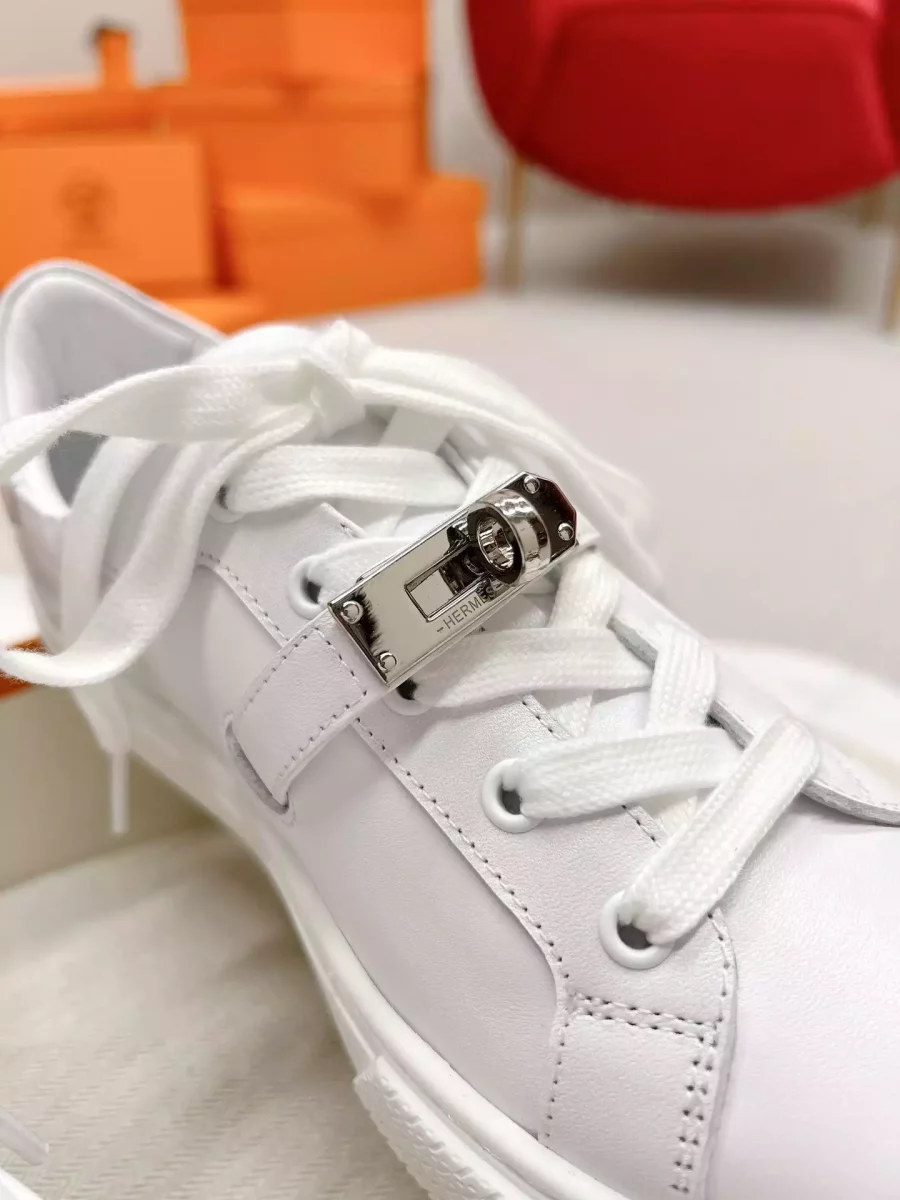 Hermes Women’s Day Sneakers in White Leather – HM065