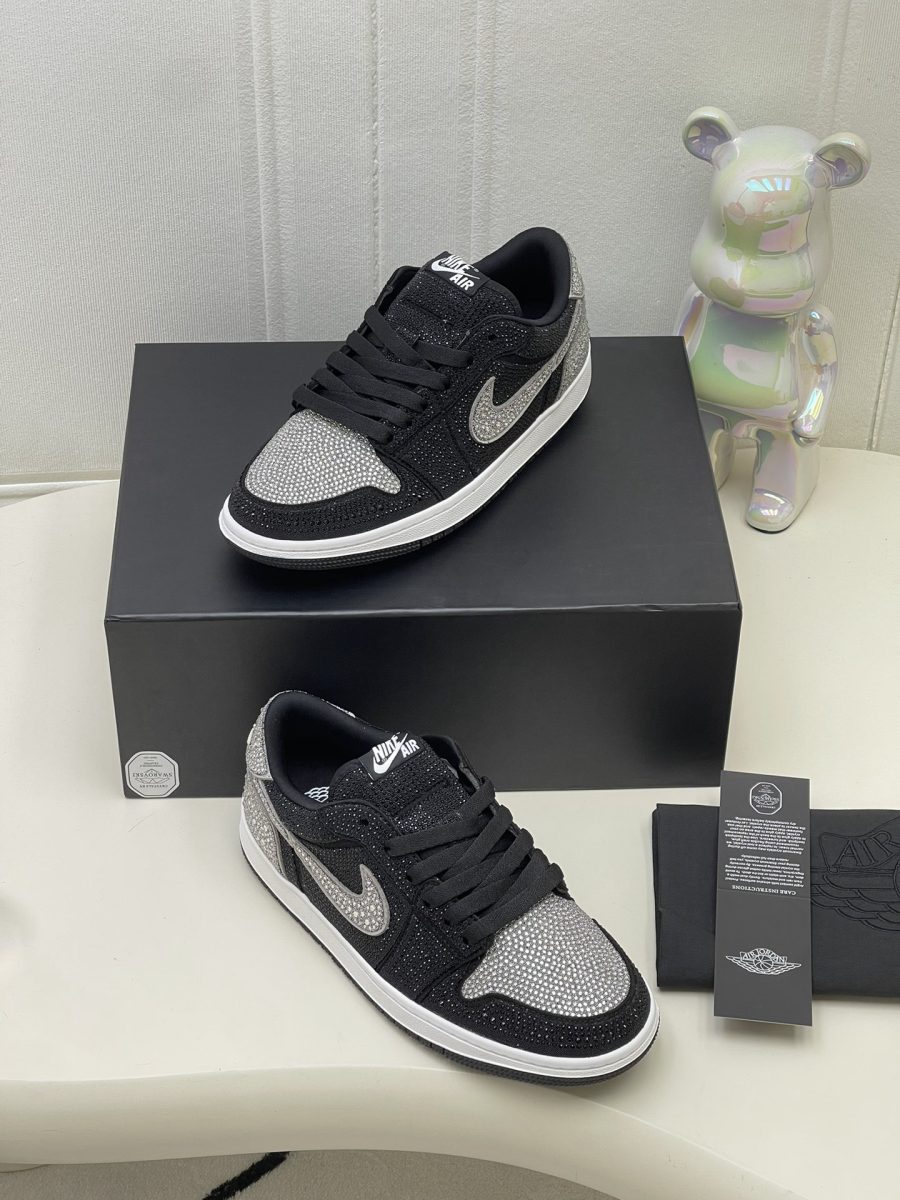 Jordan Air Jordan 1 X Swarovski