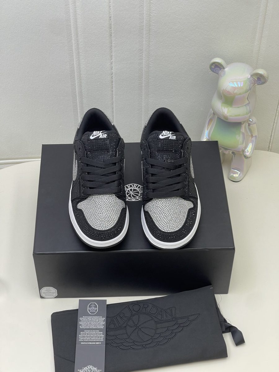 Jordan Air Jordan 1 X Swarovski
