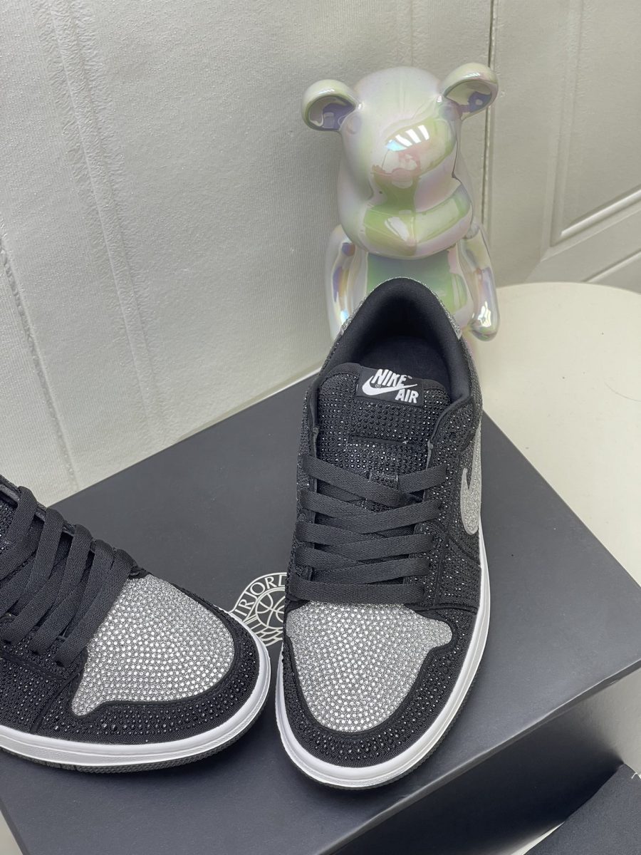 Jordan Air Jordan 1 X Swarovski