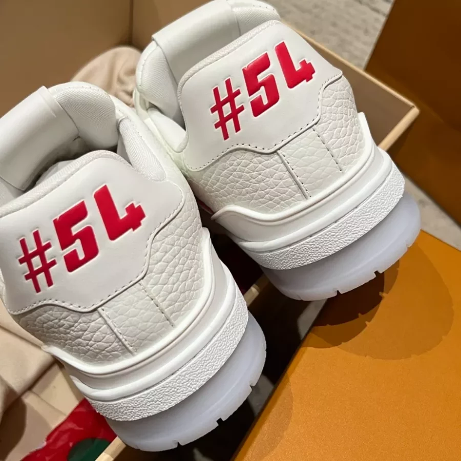 LOUIS VUITTON TRAINER SNEAKER – LVS241