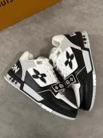 LOUIS VUITTON TRAINER SNEAKER – LVS247