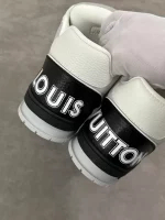 LOUIS VUITTON TRAINER SNEAKER – LVS247