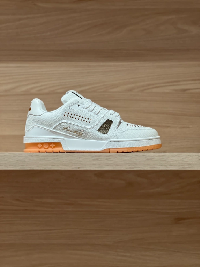 LOUIS VUITTON TRAINER SNEAKER – LVS250