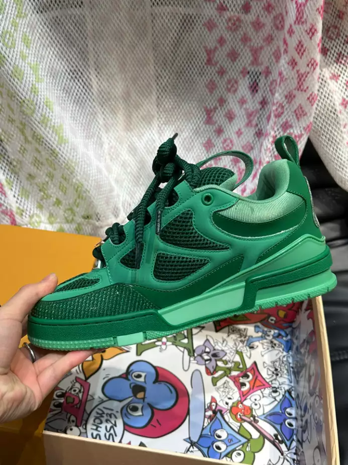 LV SKATE SNEAKERS IN GREEN – LVS227