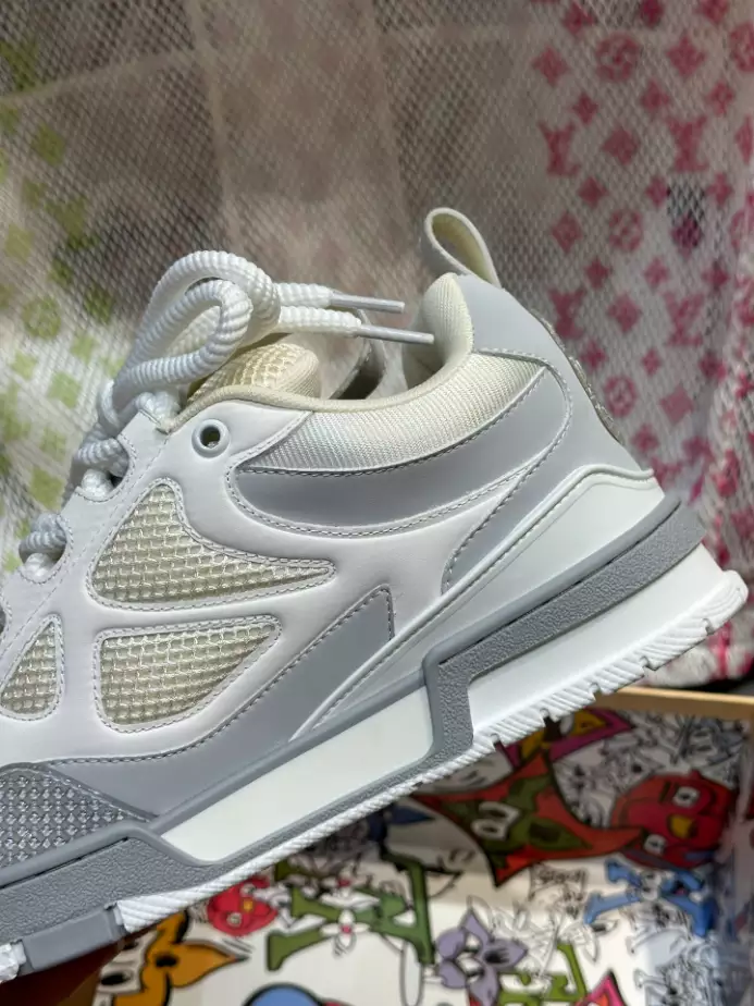 LV SKATE SNEAKERS IN GREY – LVS226