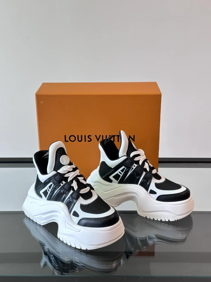 Louis Vuitton Archlight Sneaker – LVS214