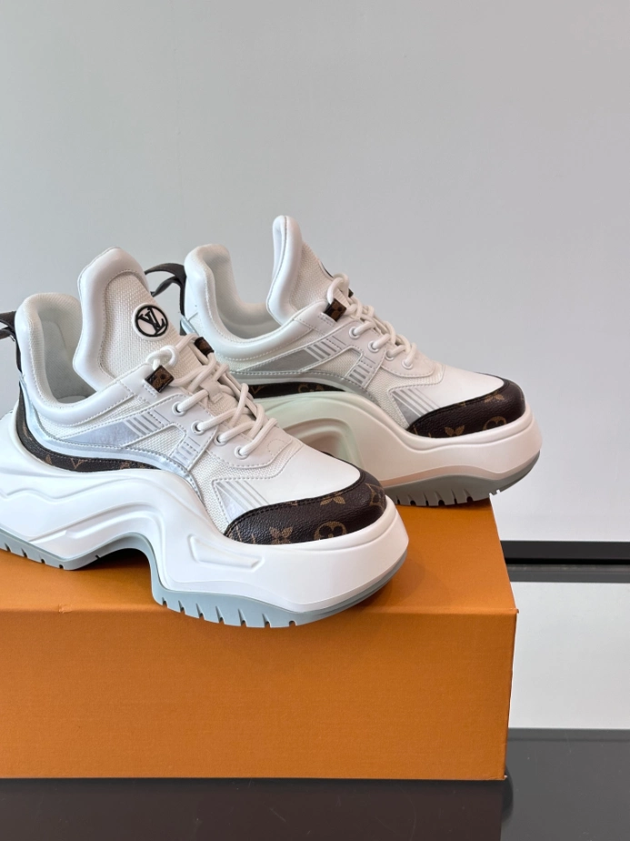 Louis Vuitton Archlight Sneaker – LVS219