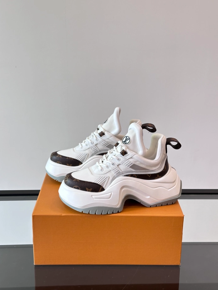 Louis Vuitton Archlight Sneaker – LVS219