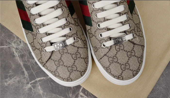 MEN’S GUCCI ACE SNEAKER WITH WEB – GCC283