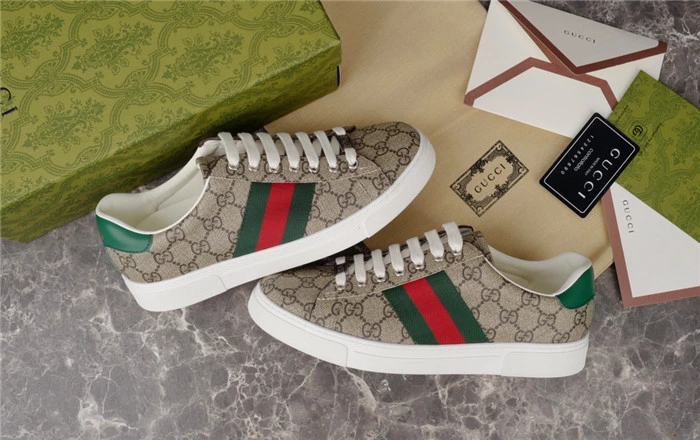 MEN’S GUCCI ACE SNEAKER WITH WEB – GCC283