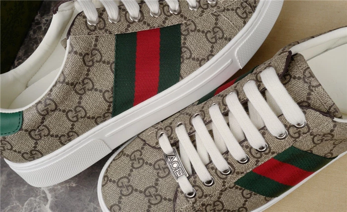 MEN’S GUCCI ACE SNEAKER WITH WEB – GCC283