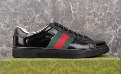 MEN’S GUCCI ACE SNEAKER WITH WEB – GCC284