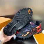 RUNNER TATIC SNEAKERS IN BLACK AND ORANGE – LVS237