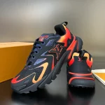 RUNNER TATIC SNEAKERS IN BLACK AND ORANGE – LVS237