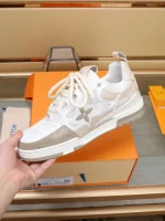 SKATE SNEAKERS IN BEIGE – LVS231