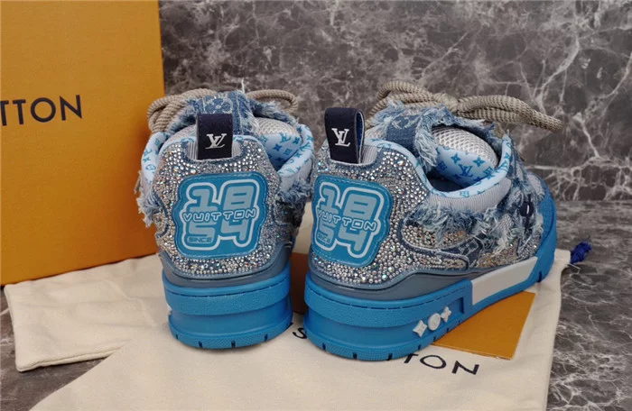 SKATE SNEAKERS IN BLUE – LVS235