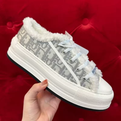 WALK’N’DIOR PLATFORM SNEAKER – DO0225